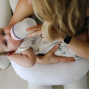 Snuggle Me Organic feeding support Pillow - Goldie - pattern out of stock online
